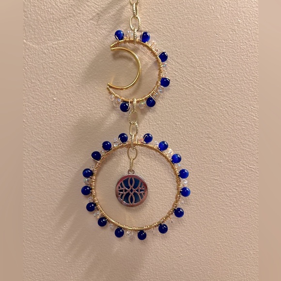 Blue moon suncatcher - Picture 6 of 6